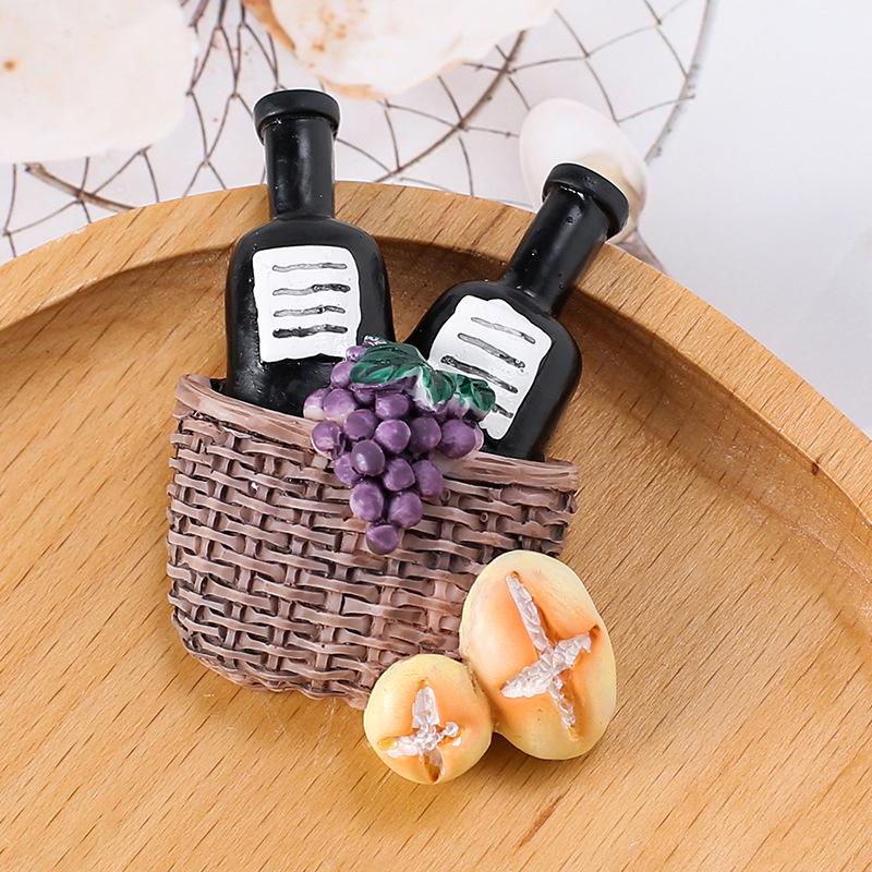 Creative Resin Tomato Baguette Simulation Accessory