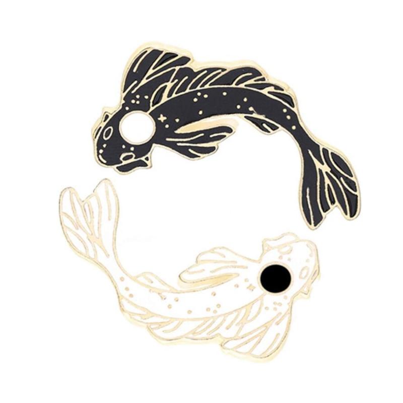 

2pcs Enamel Kois Fish Badge Set Stylish Lapel Pins for Backpacks Women Breastpin 1