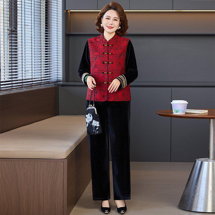 Mom's 2026 Spring Chinese-Style Vest Trio for Women 50+: Elegant, High-End Fashion for Seniors
