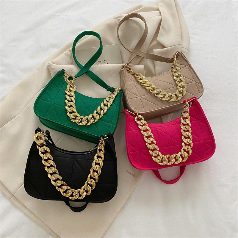 Stylish 2023 Summer Fashion Women's Vintage Chain Crossbody Shoulder Bag For Trendy Everyday Use
