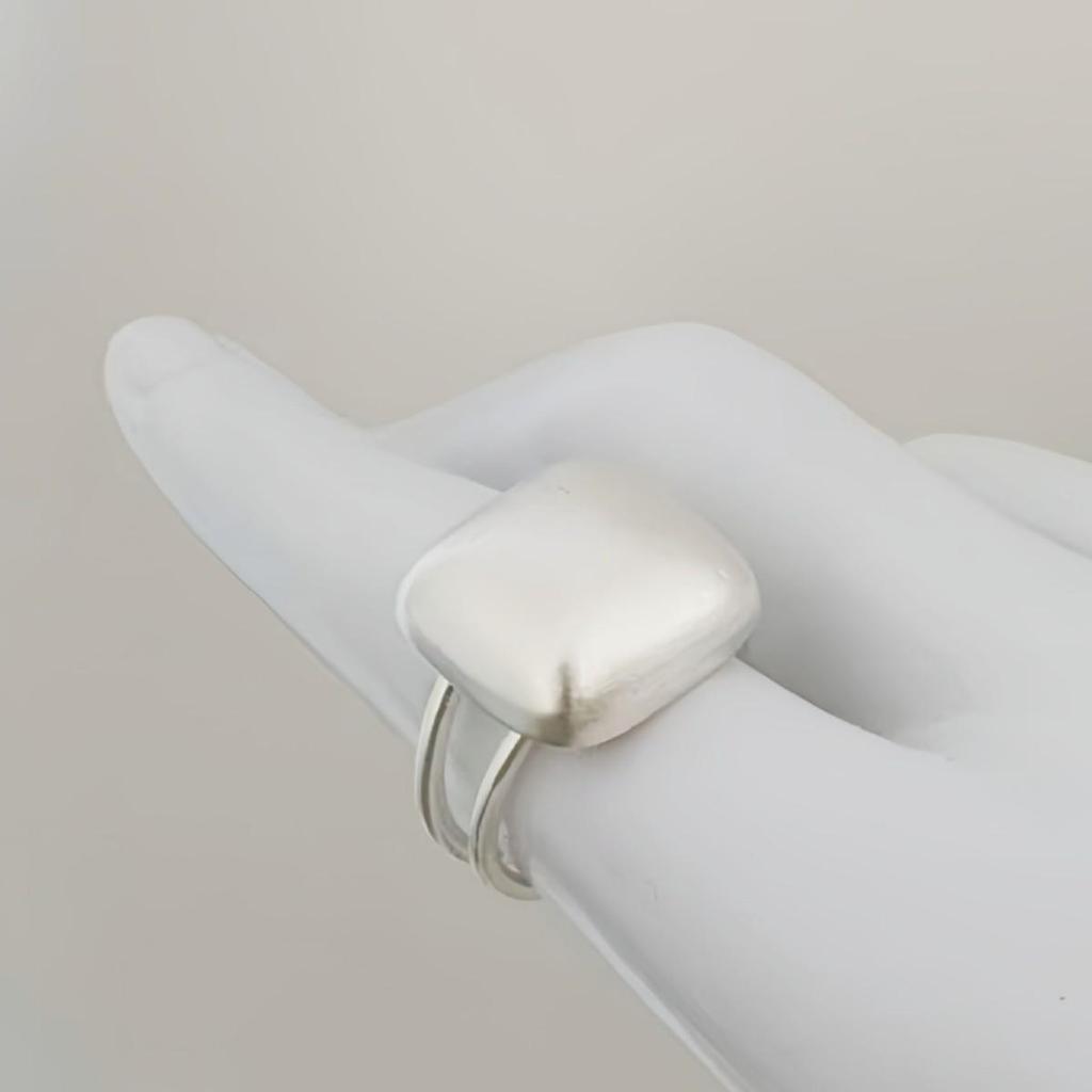 Korean Matte Square Brushed High-End Personality Ring
