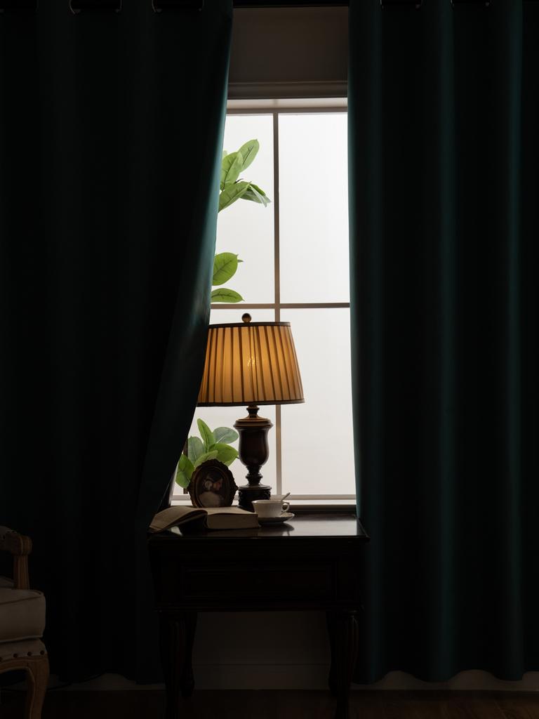 1ks moderní 100% zatemňovací závěsy s průchodkou, měkká tkanina a jednobarevné závěsy, závěsy do obývacího pokoje, ložnice