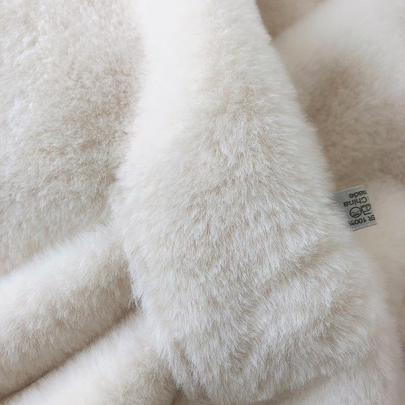 Solid color scarf, thickened and soft in winter, imitation rabbit fur scarf, fur collar, solid color Rex rabbit fur scarf.