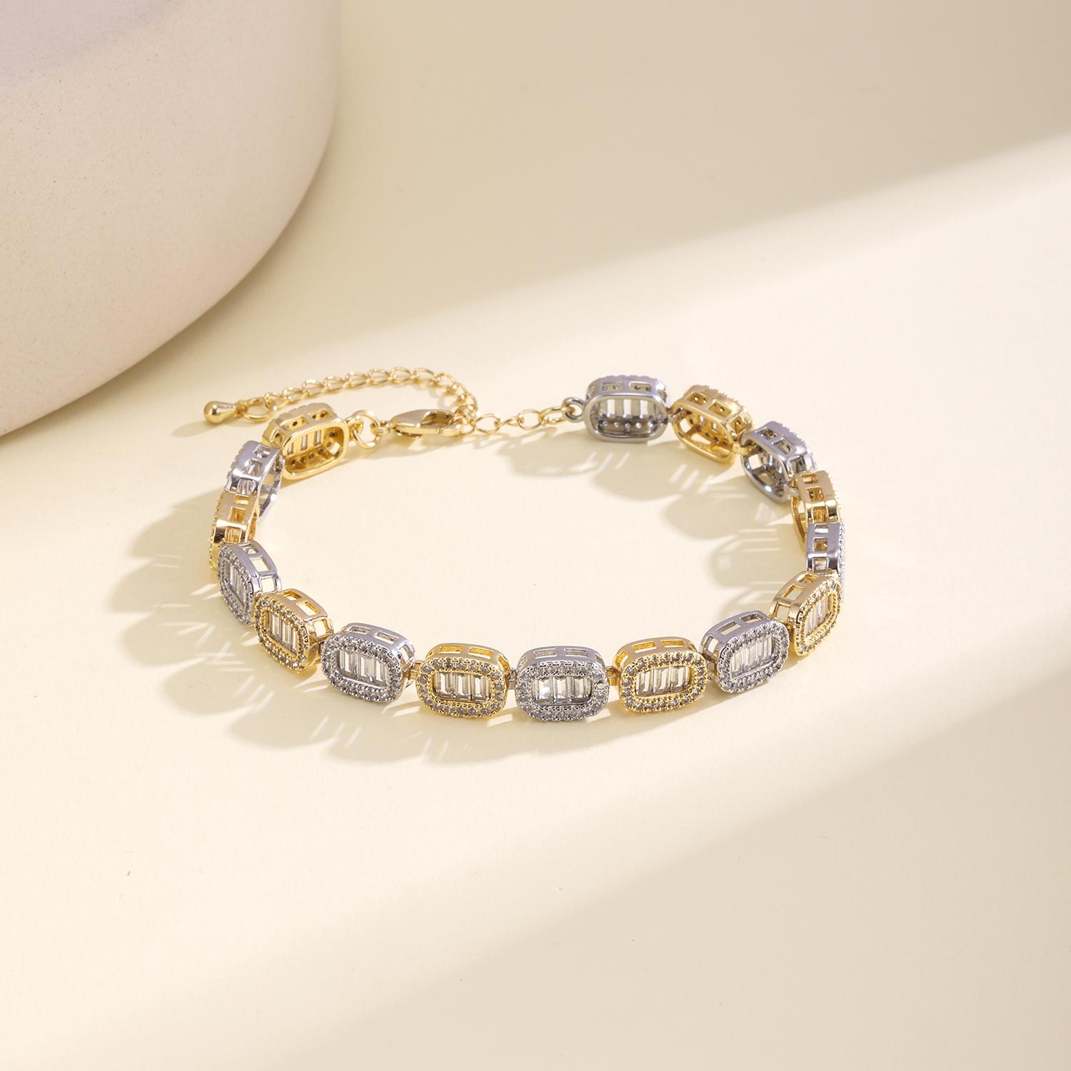 

Nidin Two-Tone With Baguette Cut Cubic Zirconia Light Luxury Vintage Chain Bracelet For Women Adjustable Party Jewelry Gifts серебряный