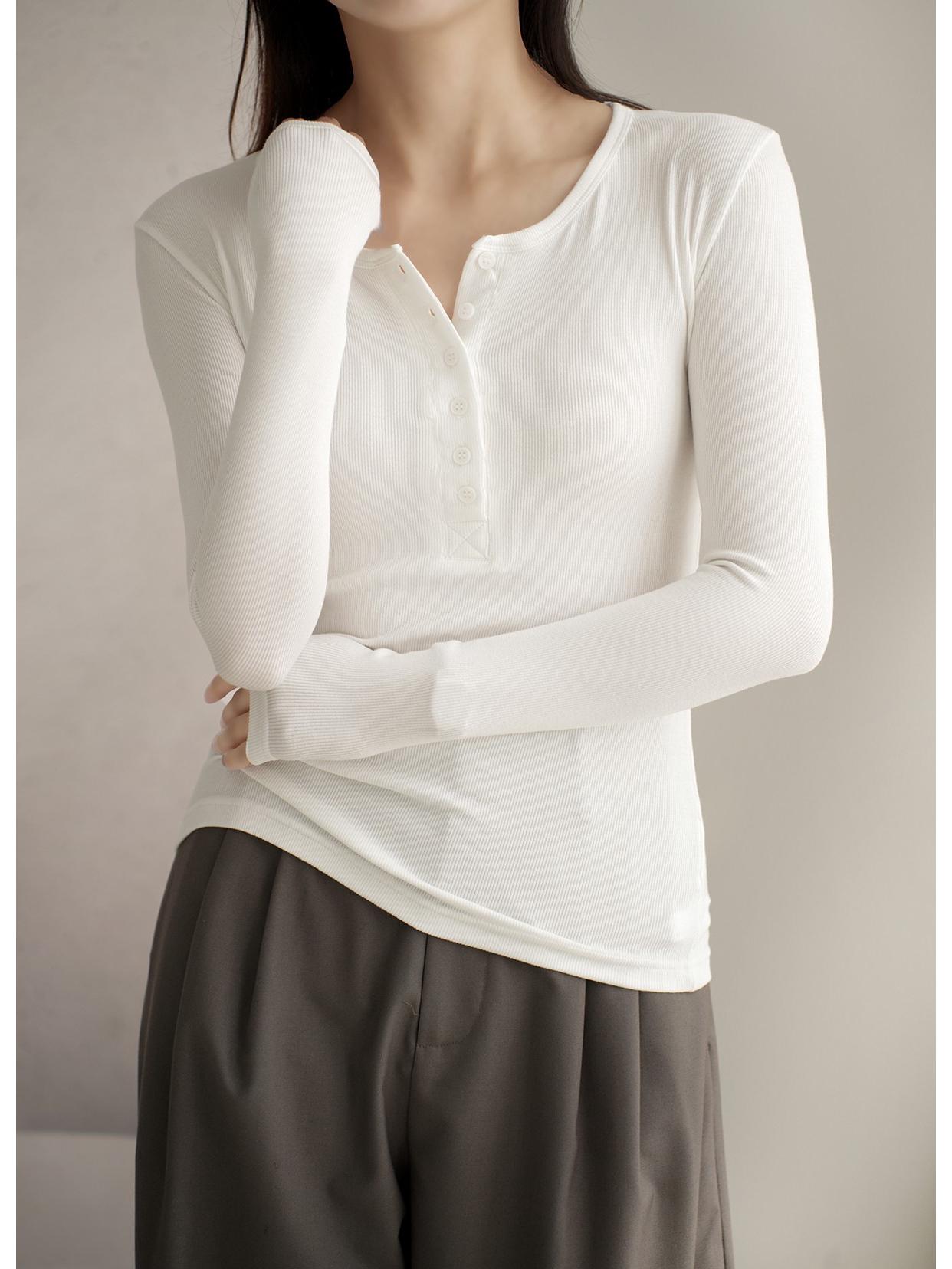 

Women s Slim Fit Long Sleeve Round Neck T-Shirt with Threaded Henry Collar Large