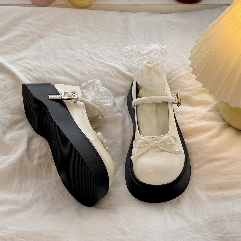Black retro British style platform heightening small leather shoes women's 2025 new summer skirt JK Mary Jane single shoes