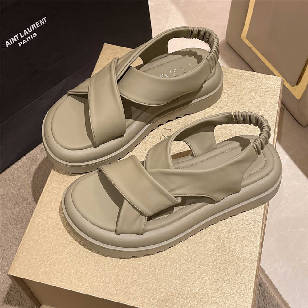 Fashion Thick Bottom Size 36 Sandals Transparent Luxury Women Slippers Shoes Women's Autumn Footwear Sneakers Sport Top Sale