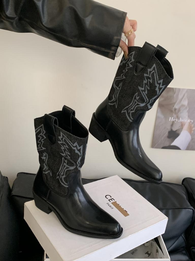 2025 New Retro Pointed Western Cowboy Boots Autumn Thick Heel Medium Tube Martin Boots Women