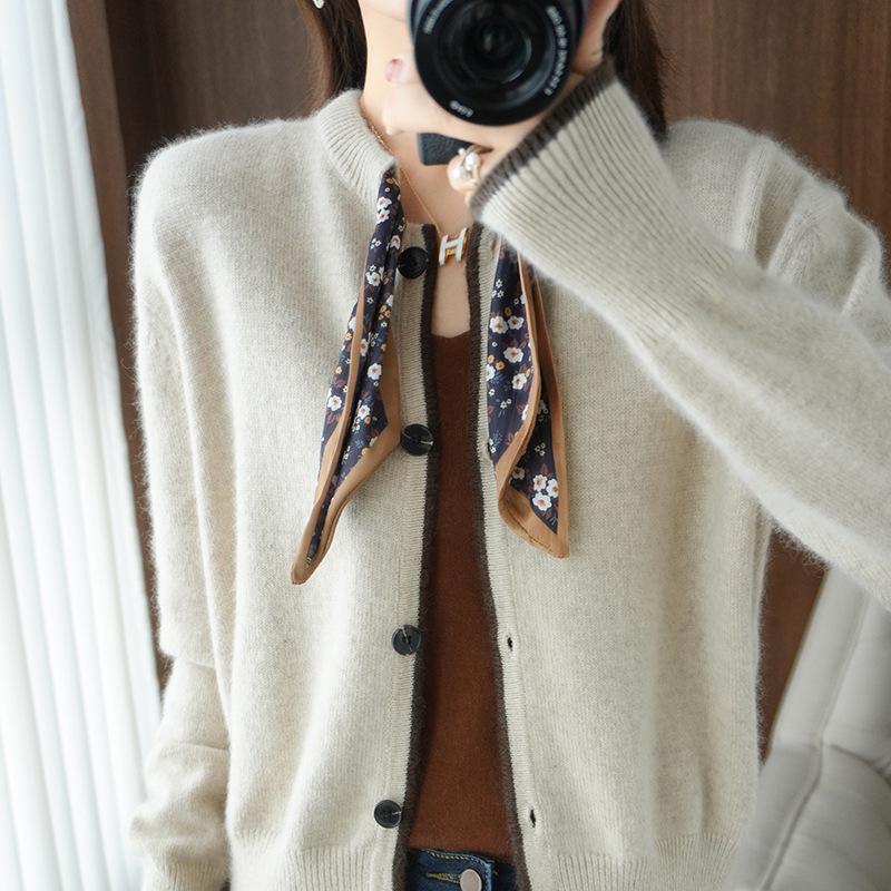 

2022 Versatile Soft Women s Knitted Cardigan Sweater for Spring and Autumn M