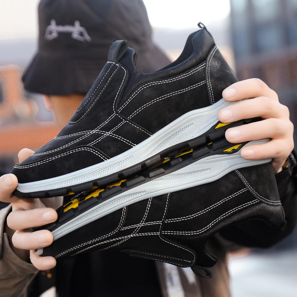 Men's Comfortable Thick-Soled Outdoor Sports Walking and Running Shoes for All Seasons
