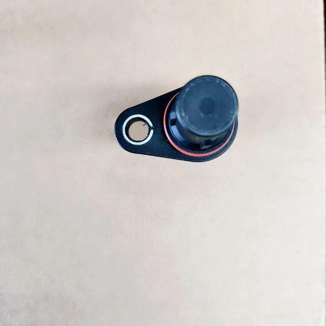 Crankshaft Position Sensor for JAC J3 J6 S3 Car parts OE Number 1026030GG010