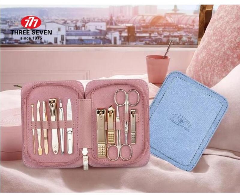 THREE SEVEN 11-Piece Nail Care Set