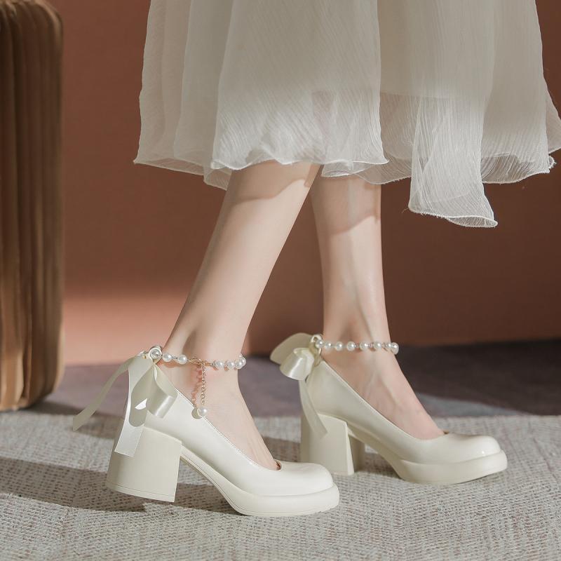 

High heels women s 2025 new pearl French thick heel non-slip white Mary Jane gentle wind light mouth single shoes women 35