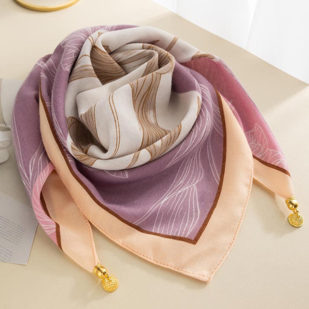 Women's Magnetic Buckle Cotton Scarf - Stylish, Lightweight, Comfortable Neck Protection
