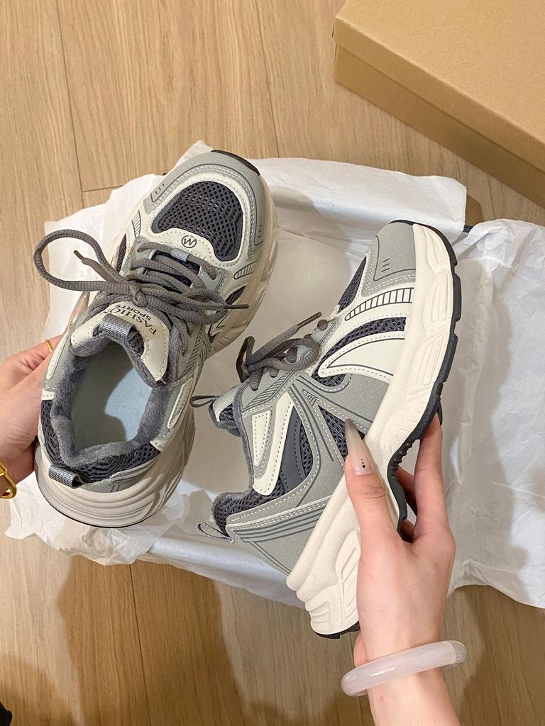 Paris popular dad shoes women 2025 spring and autumn new cotton shoes small height increase comfortable lightweight sports casual shoes