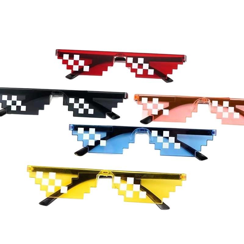 Trendy Pixel Mosaic Sunglasses for Men and Women - Creative 2D Funny Photo Props