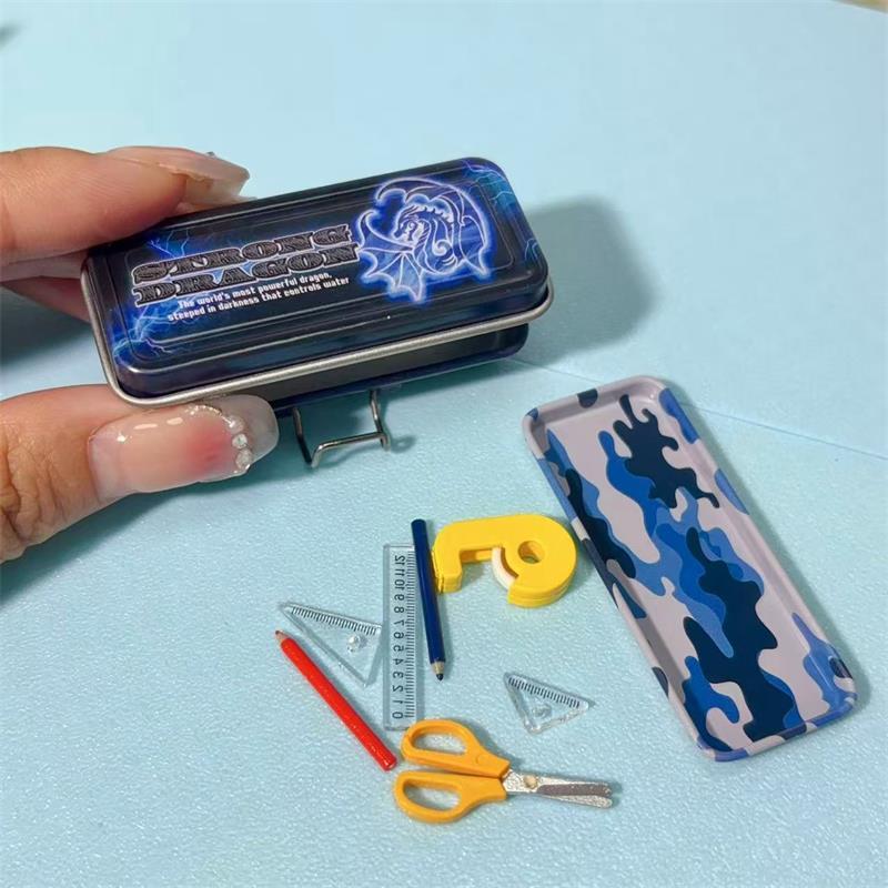 

Dollhouse Miniature Double Layer Iron Pencil Box Pen Ruler Measuring Tape Scissors Model Micro Landscape Decor Pretend Play Toy A5