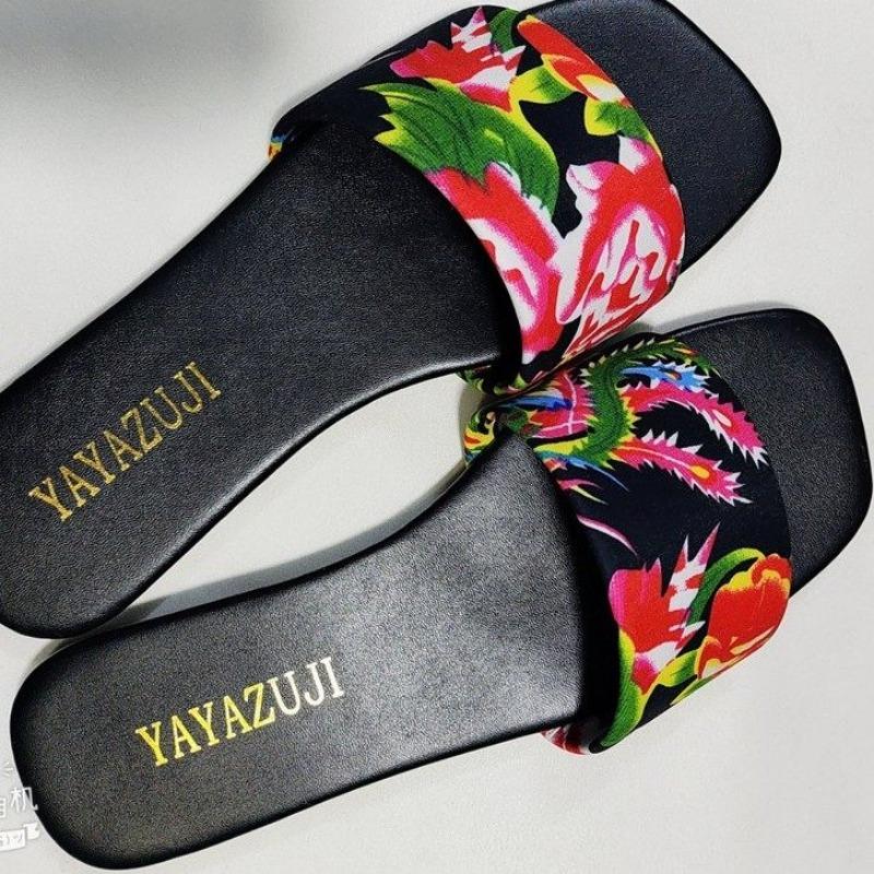 Fashion Summer New Flat Sandals Women's Fashion Square Head Open Toe Print Soft Sole Non-slip Wear-resistant Comfortable Slippers
