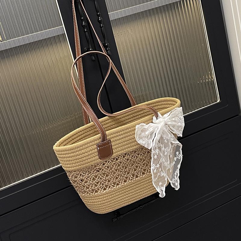 

Woven women s bag new casual high-end sense large-capacity striped hollow pastoral style beautiful single shoulder armpit bag No silk scarf хаки