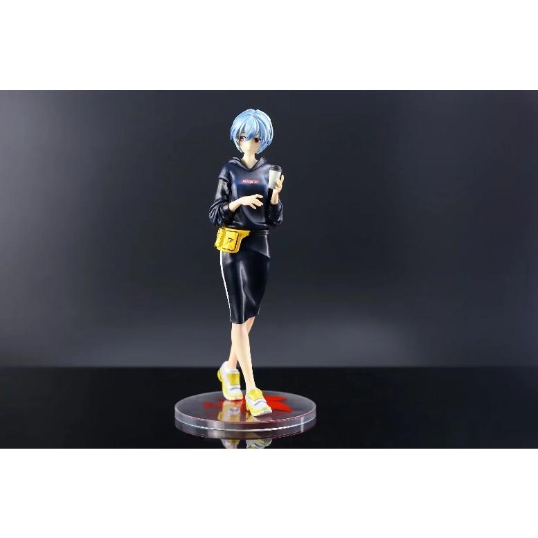 

Beautiful Girl Series EVA trendy brand, trendy clothes, Aya Poli, holding cups, standing posture, doll ornament, boxed hand