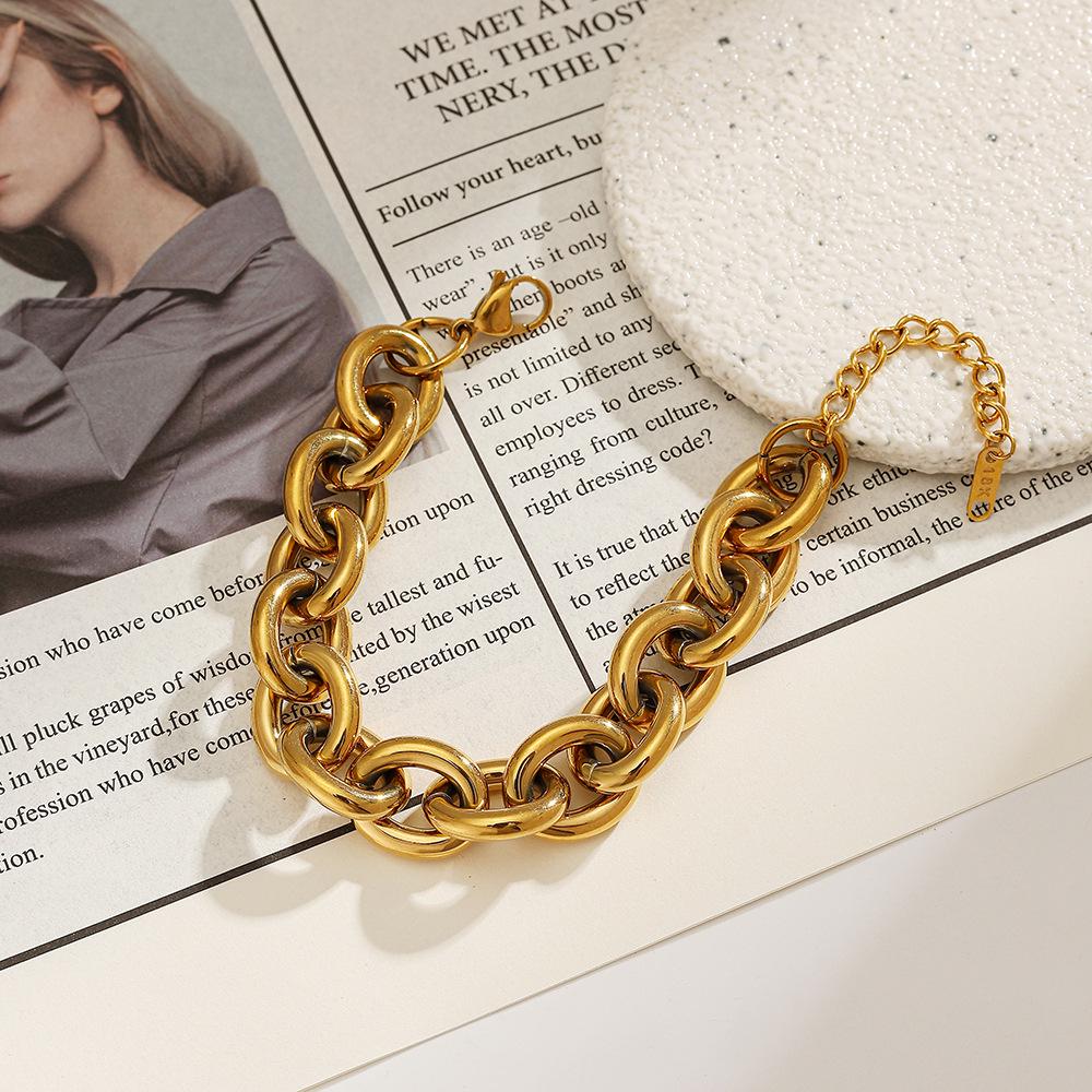 Yingtai 18k Gold Geometric Stainless Steel Bracelet - Fine Polished, Non-Fading, Titanium Steel Clasp Chain.