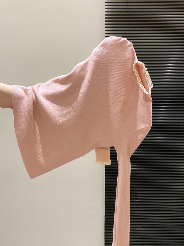 Semi-turtleneck Front Shoulder Long-sleeved Knitted Sweater Women's Autumn and Winter Lace Splicing Bottoming Shirt, Thin and High-end Inner Top