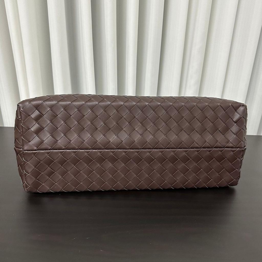 European and American fashion 2024 new woven bag large capacity versatile diamond cowhide tote bag casual shoulder handbag