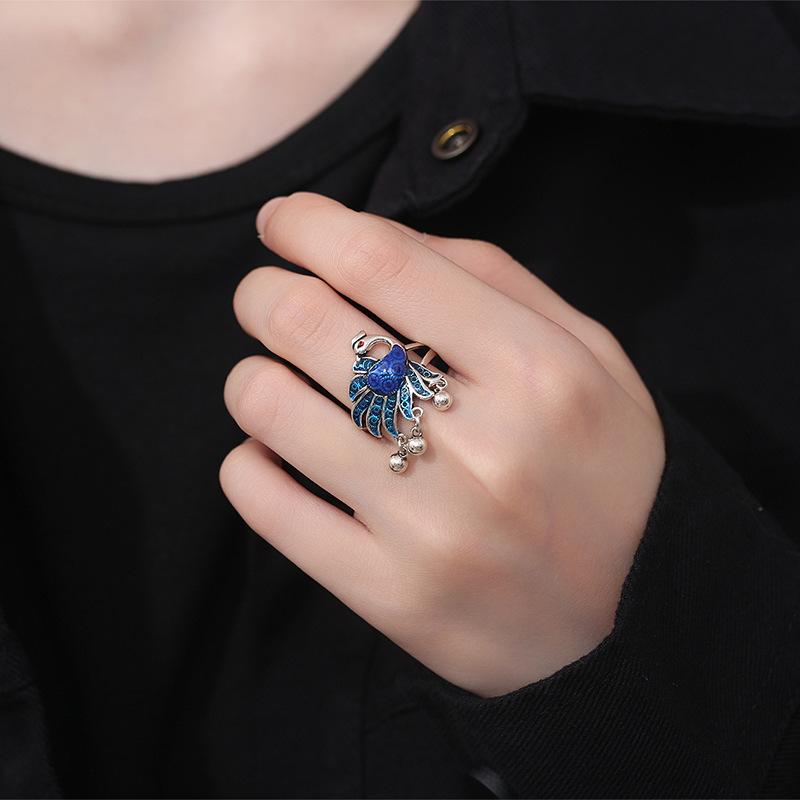 Love and Fashion2025New vintage ethnic style cloisonné enamel tassel phoenix ring for women, versatile and stylish with resin accents