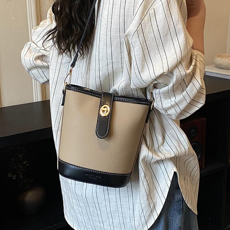 IELGY Ladies Bucket Bag Retro Contrast Color Shoulder Messenger Bag