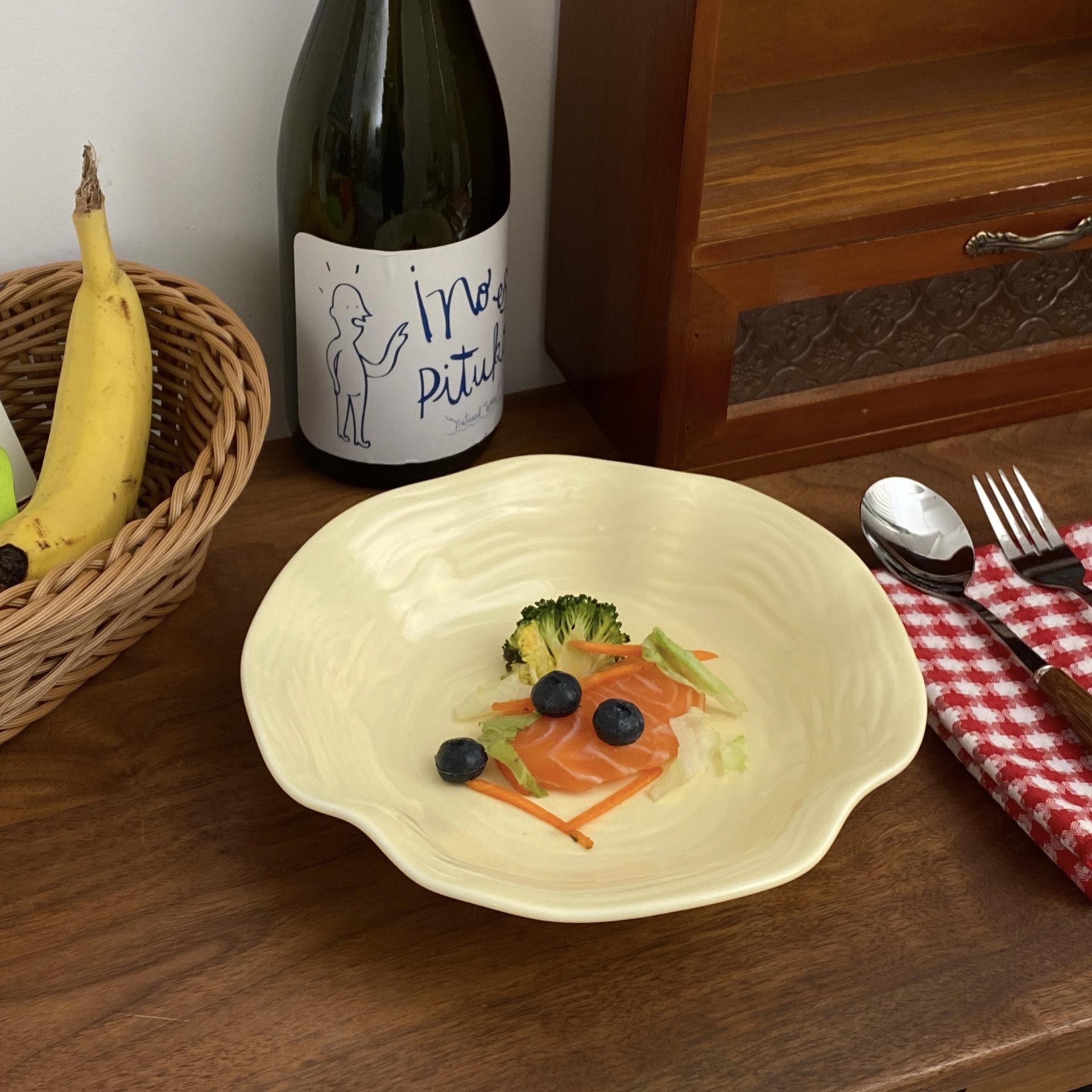 Nordic Style Lotus Leaf Edge Soup Plate Irregular Ceramic Tableware High Value Fruit Salad Plate Western Food Pasta Plate