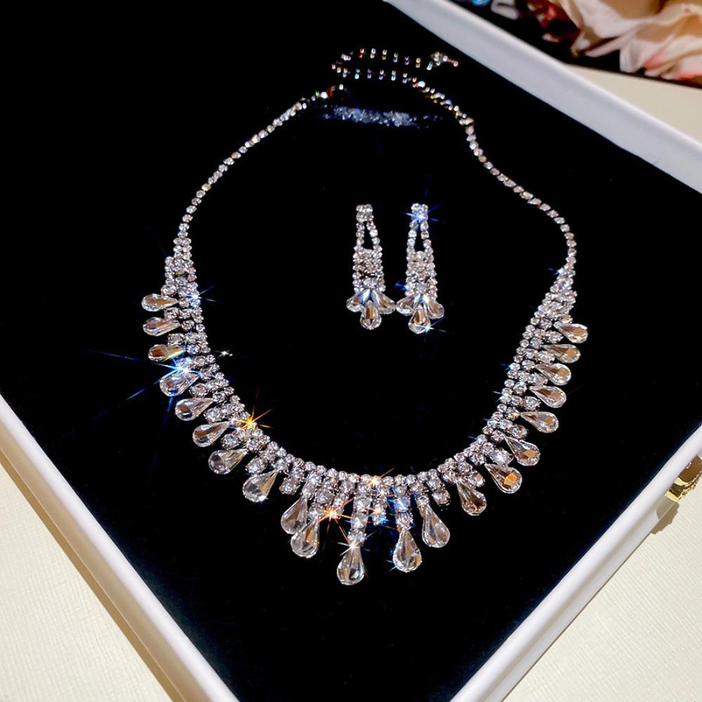 Shiny Tassel Necklace Earrings Set Inlaid Crystal Necklace Set Rhinestone Jewelry Set  Bridal серебряный