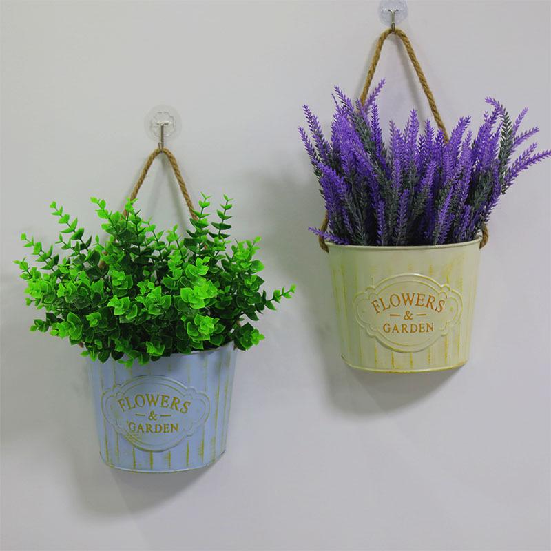 Retro Wrought Iron Wall-Mounted Hanging Flower Vase and Basket for Indoor/Outdoor Décor