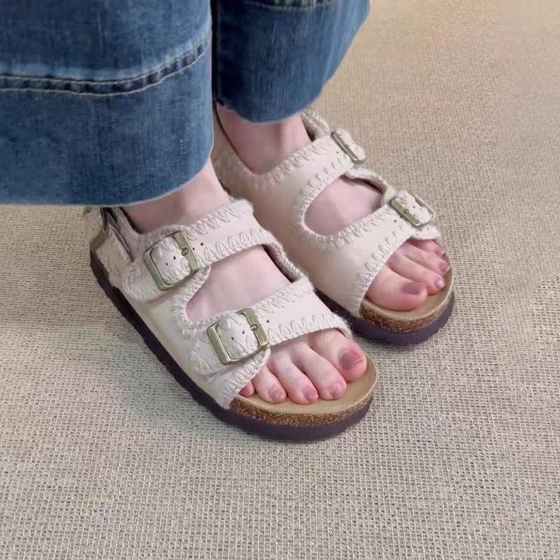 Fashion Thick-soled Embroidered Roman Flip-flops That Are Versatile and Open-toe Bohemian Casual Women's Sandals