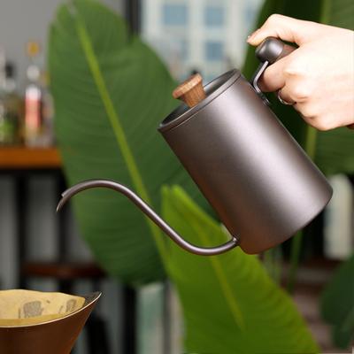 Dryppkoker 600 ml kaffe-tekanne i rustfritt stål Non-stick svanehals drypp vannkoker trehåndtak kaffe