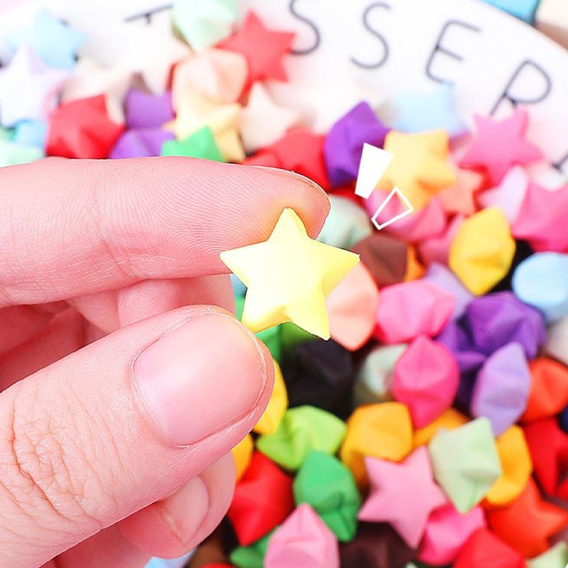 Lucky Star Paper Strips 540 PCS Origami Paper Strips for Making 3D Stars DIY Home Decor Birthday Gift Wedding Wish Filling Jar