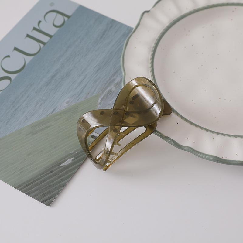 

Korean-Style Double Heart Hair Claw Clip for Women Plastic Resin Hairpin 1pcs зелений