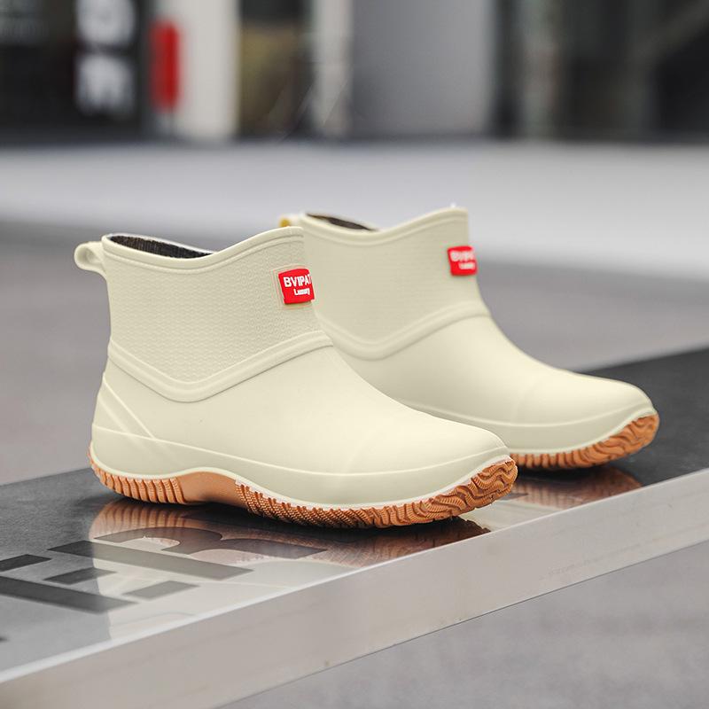 Rain Shoes Women's Short Rubber Shoes Wear Non-slip Water Boots Thick-soled Waterproof Shoes Velvet Short Outdoor Rain Boots Women