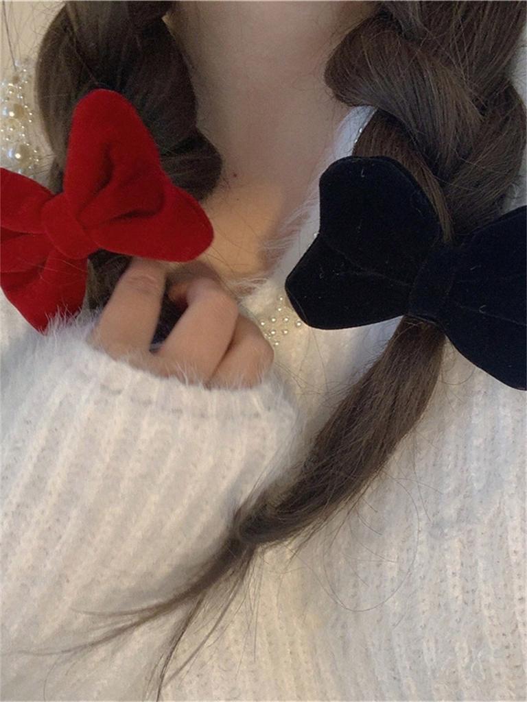 1 Hair clip for Ladies New Year stereoscopic red velvet bow Hair accessory s Sweet temperament bangs clip