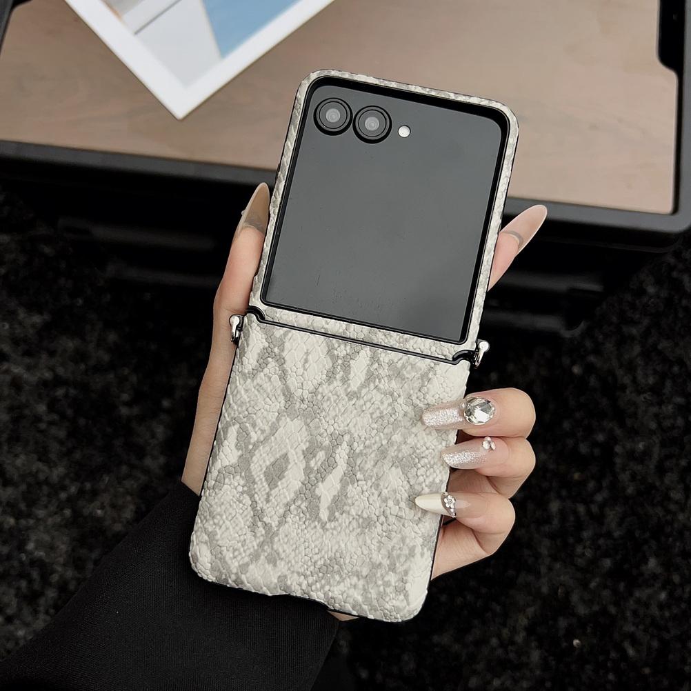 Plain Python Skin Pattern Side-hung Phone Case For Samsung Z Flip 7 Flip7 Flip 6 Galaxy Z Flip 6 5 Slim Hard Protect Cover