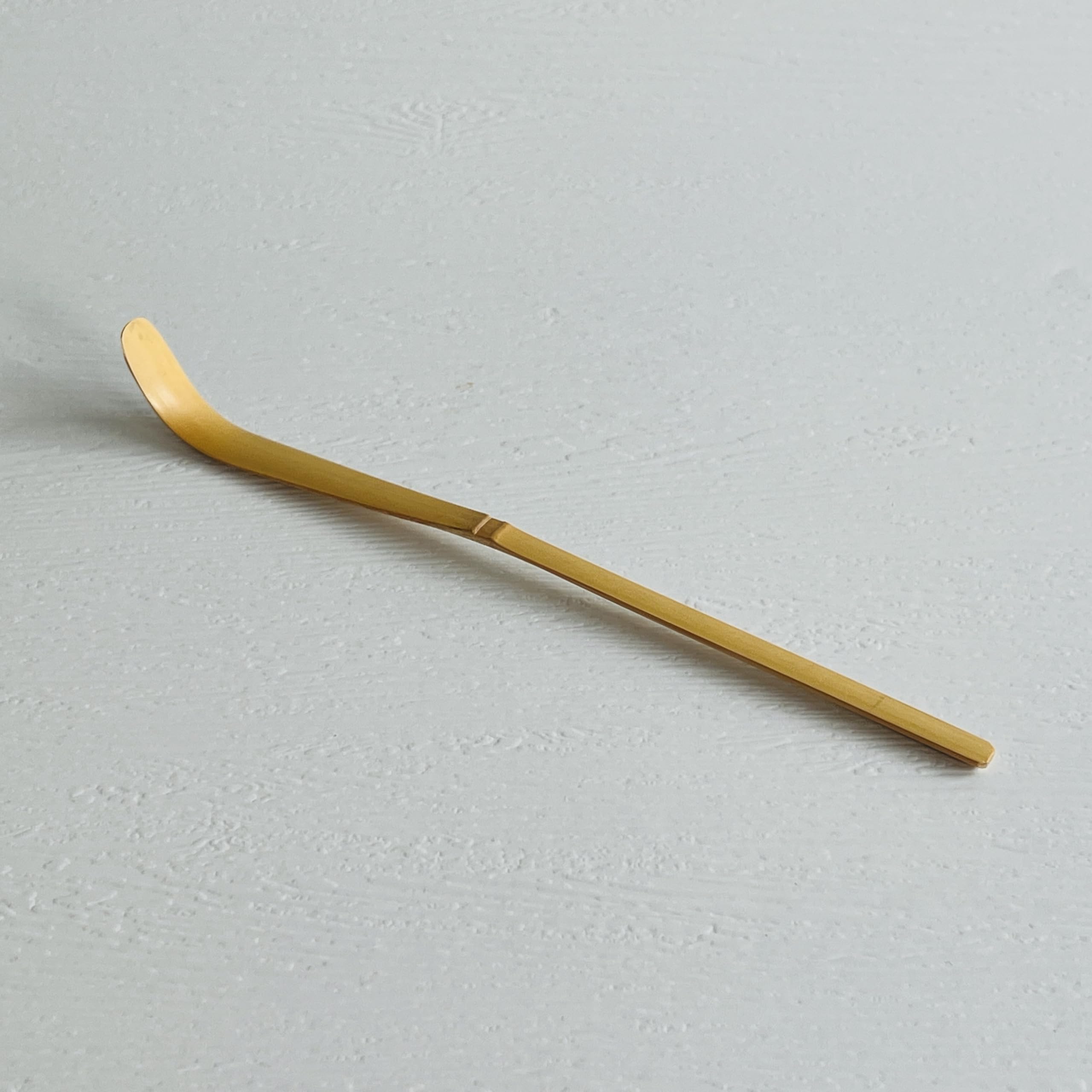 

Tea scoop, tea ceremony utensils, traditional craft, Japanese interior accessories, matcha cafe supplies, Japanese lifestyle tools, Urasenke,