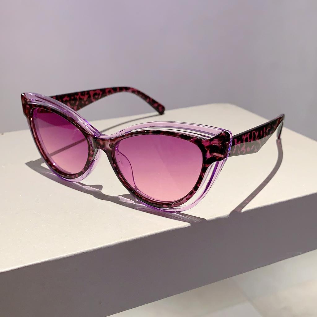 KAMMPT Cat Eye Sunglasses 2024 New in Hollowed Rim Gradient Women Shades Fashion Luxury Brand Design Vintage Travelling Eyewear