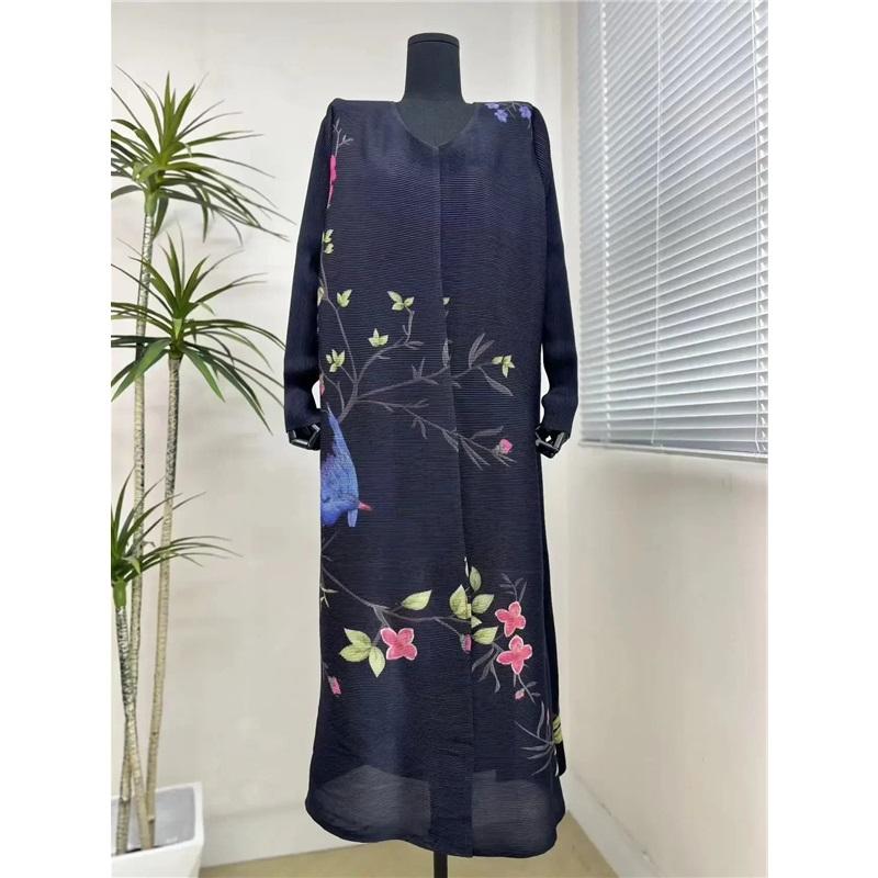Long Gown Pleated Fall Models Versatile Trench Coat Coat Cape Print Women's Fashion
