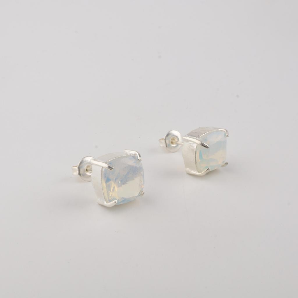 Mjölkig Opal Ädelsten 925 Sterling Silver Smycken Vacker Kuddformad Örhänge 1" För Födelsedagspresent EE-181-16