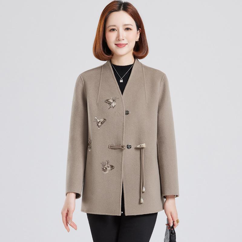 Mom's Embroidered Double-Faced Cashmere V-Neck Short Coat for Middle-Aged and Elderly Women - Autumn/Winter Fashion