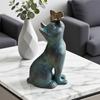 Retro Cat Figurine Resin Cat with Butterfly Statue Indoor Outdoor Artistic Cat Sculpture for Bookshelves Gardens Offices Decoration