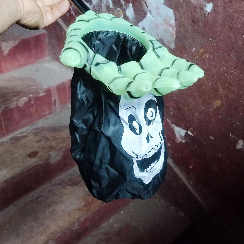 Halloween Pumpkin And Skull Candy Bag Hand Trick Or Treat Bag For Kids Spooky Party Halloween Props