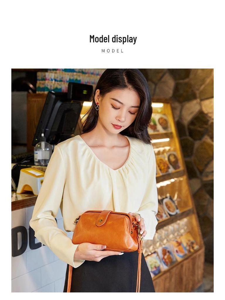 2025 Summer Women's Soft Leather Gold Shell Messenger Bag - Retro Style for Trendy Taiwanese Fashion