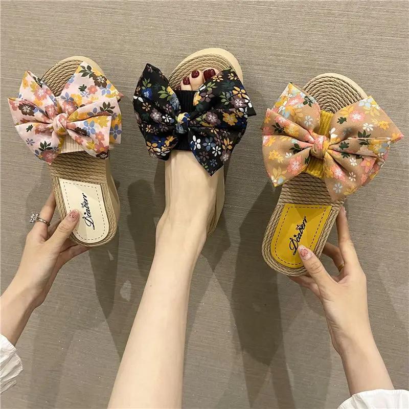Slides on Beach Heeled Women's Slippers and Ladies Sandals Top Designs Comfortable Elegan High Quality Shoes Summer Footwear