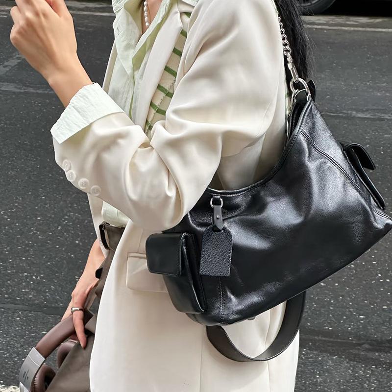 

Сумка-тоут из коровьей кожи первого слоя, большая вместительная сумка для почтальона с цепочкой, сумка-мессенджер Darth Vader premium sense чёрный