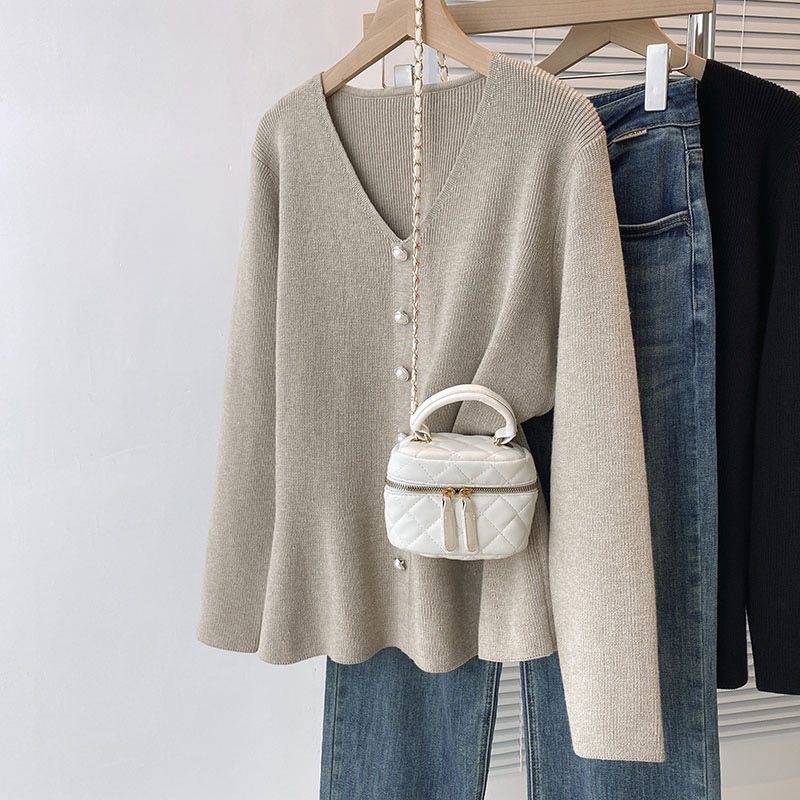 Fashion Autumn Winter Long Sleeve Knitted Sweater Women Pullovers Casual V-Neck Black Knit Women Sweater Pullover Tops JJ58